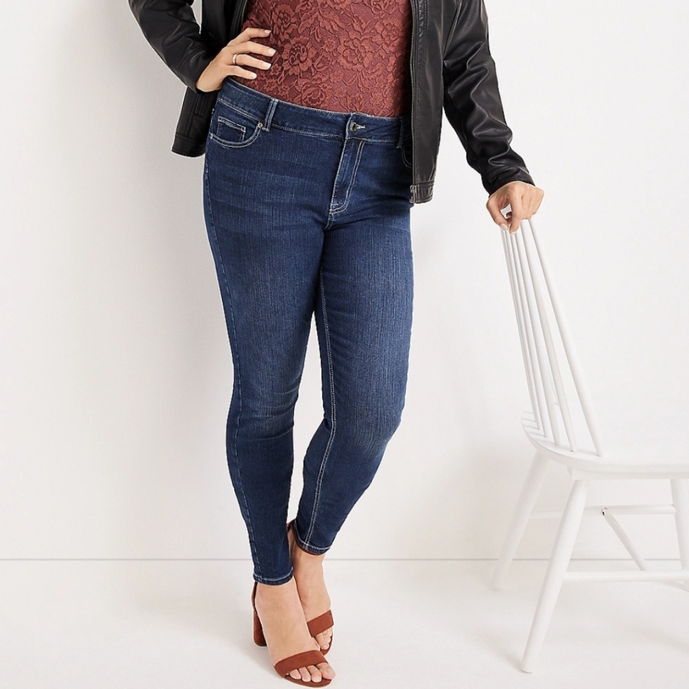 NWOT Maurices Classic Skinny Mid Rise Jeans 20W